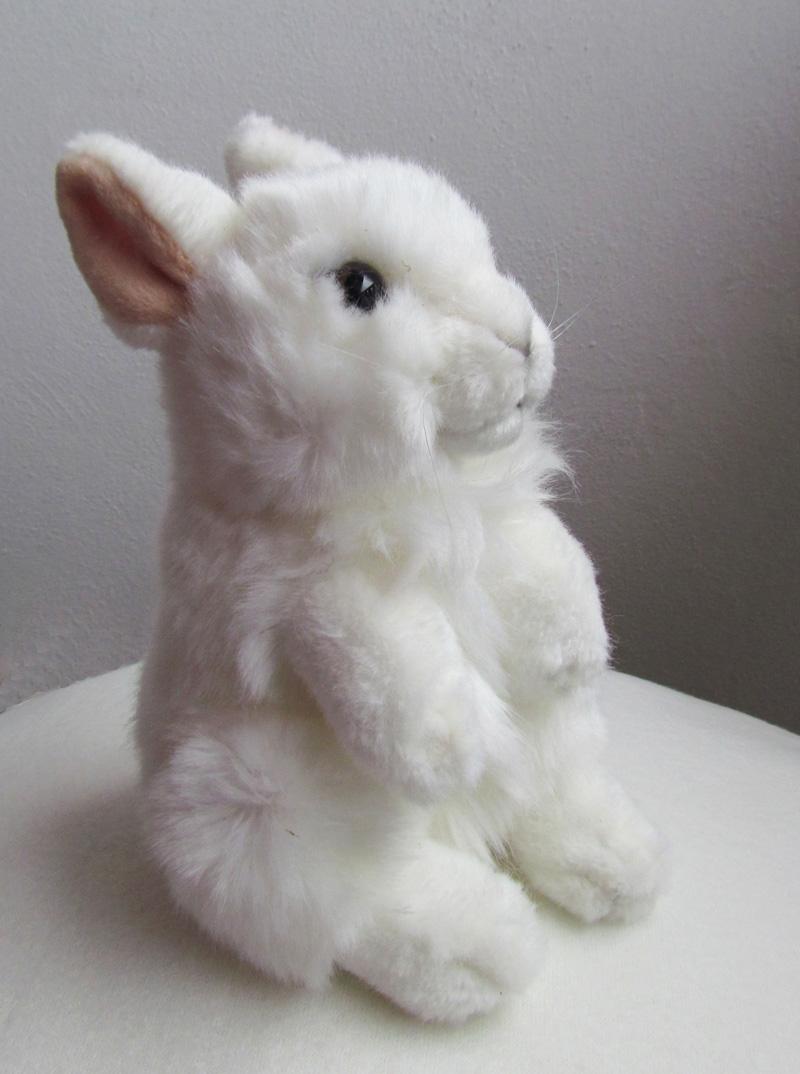 Plyšový králík bílý