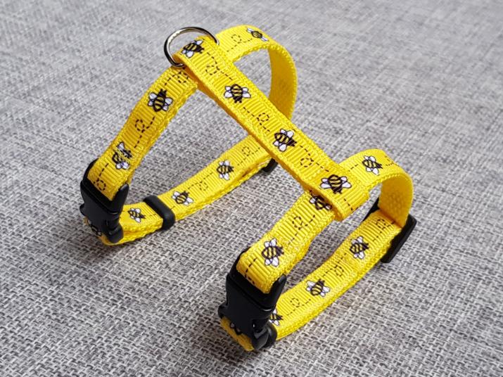 Postrojek- včeličky